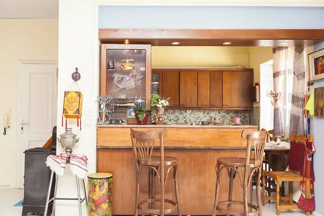 منزل للإقامة Private Room In A Family House سالونيك اليونان